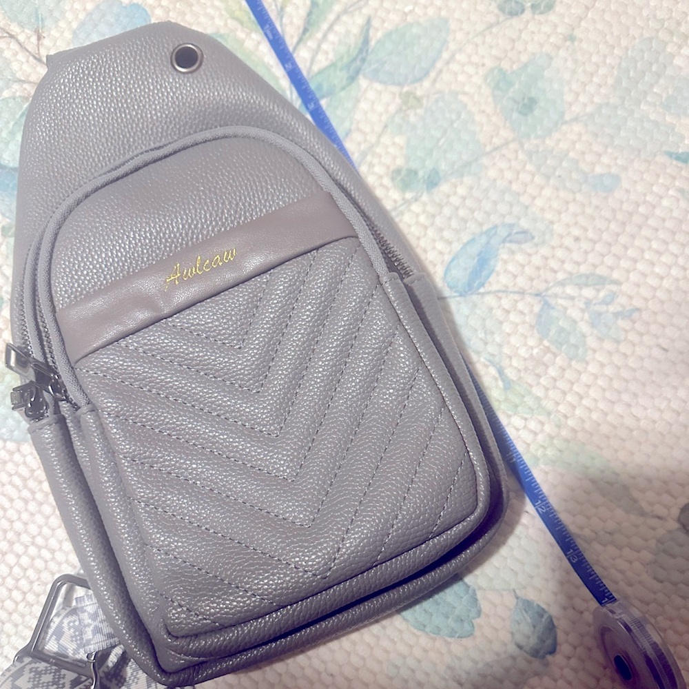 Ergonomically Designed Shoulder Bag
